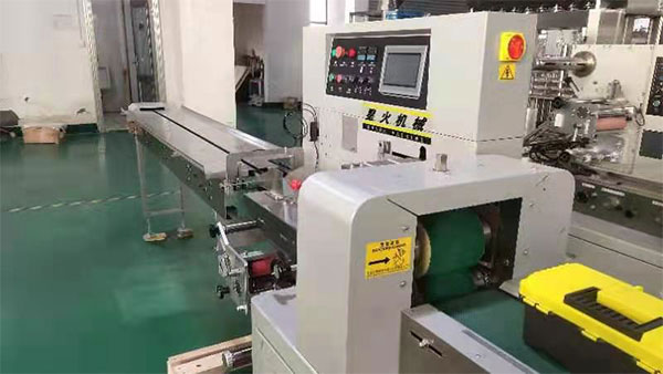 枕式包装机设备实拍图