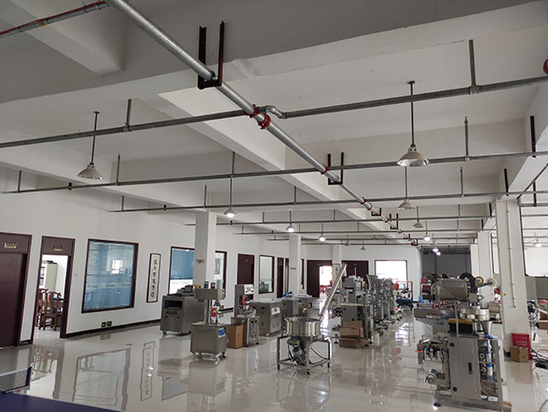 四川鸡精包装机械车间实拍图