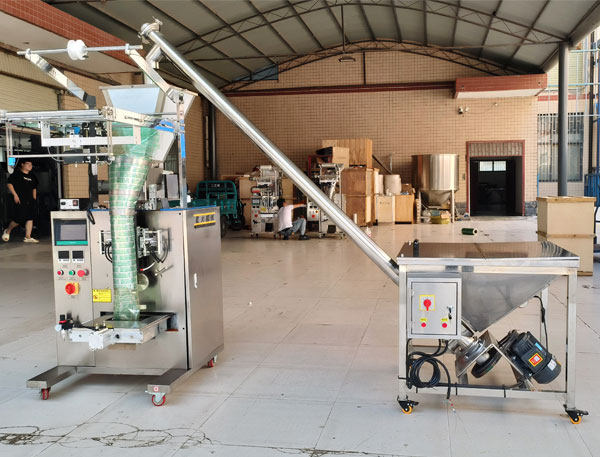 四川大袋粉剂食品包装机实拍图