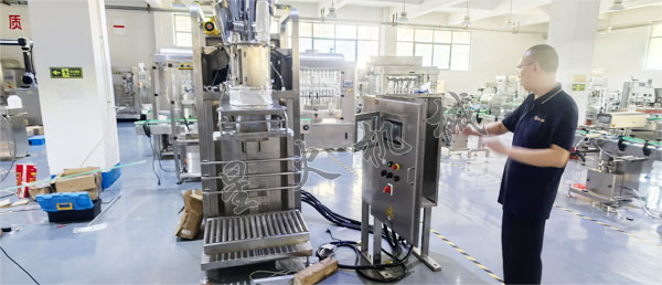 大容量粉体分装机生产厂家实拍图