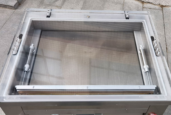 真空食品包装机械实拍图